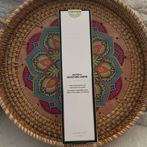 Aloepure Nutri-C Moisture Crème